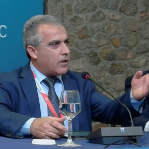 Orateur Antonis Antoniou Latouros